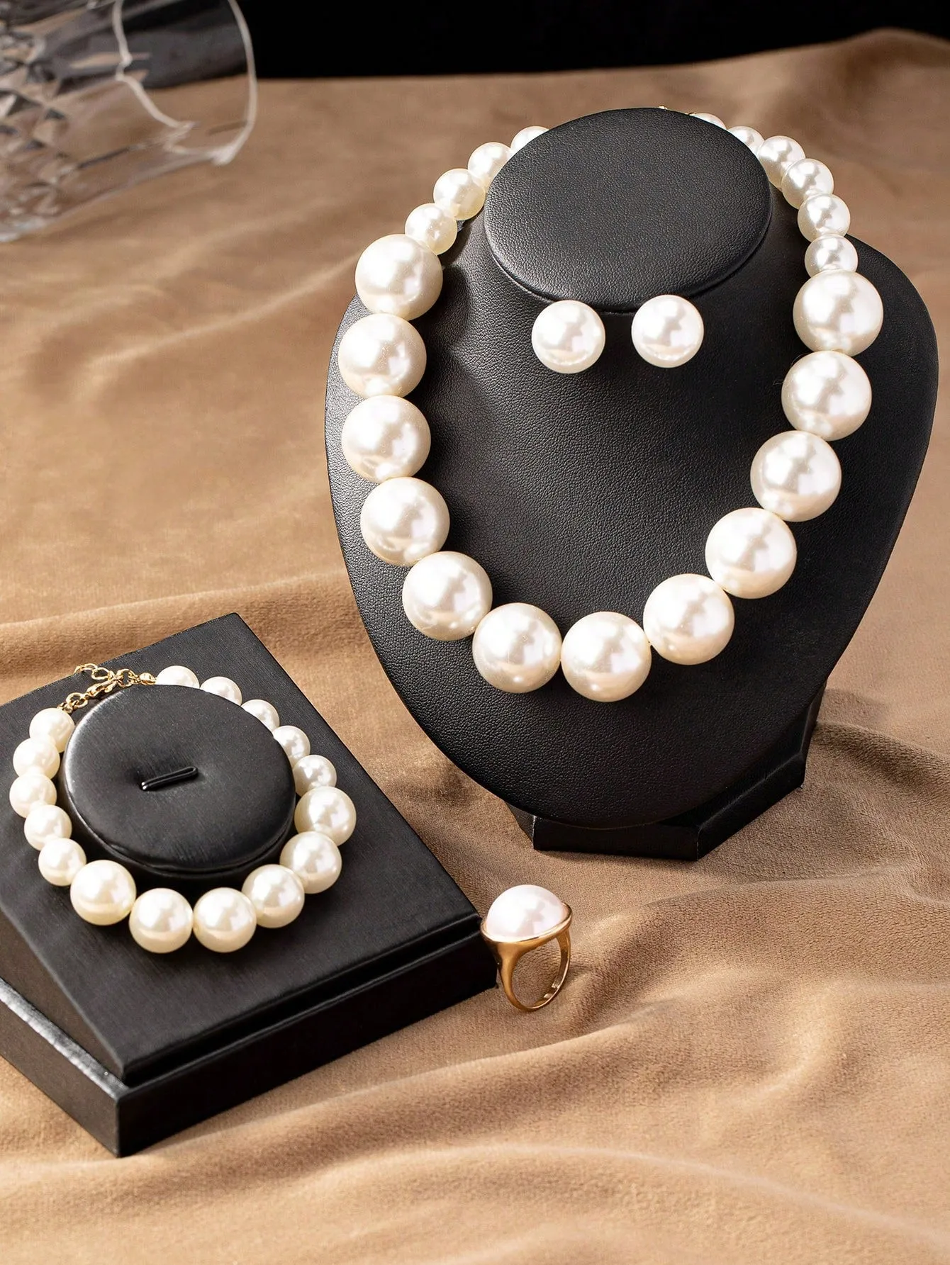 1pc Geometric Style Fashionable Faux Pearl Necklace and Faux Pearl Stud