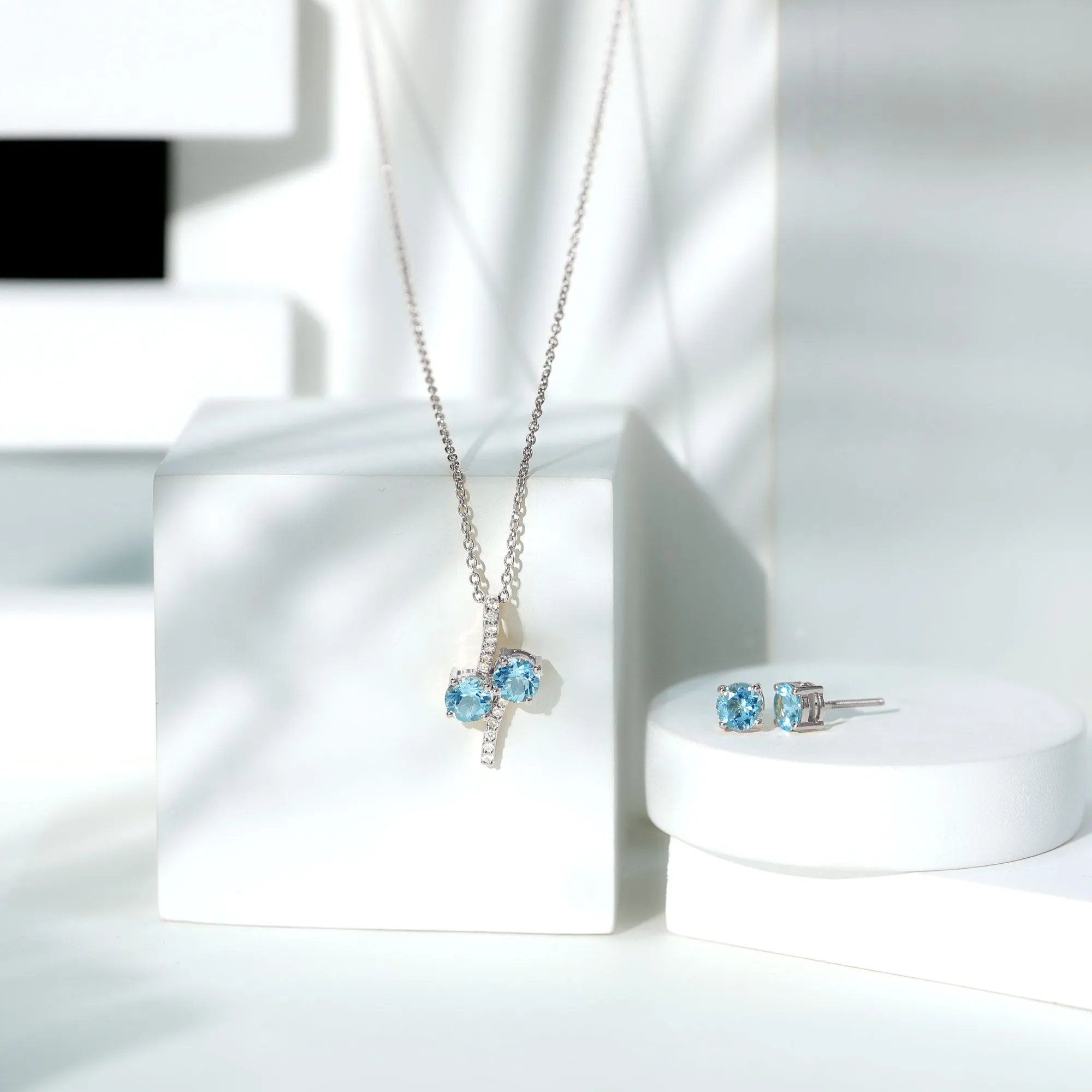 5 MM Aquamarine Minimal Jewelry Set with Diamond Accent