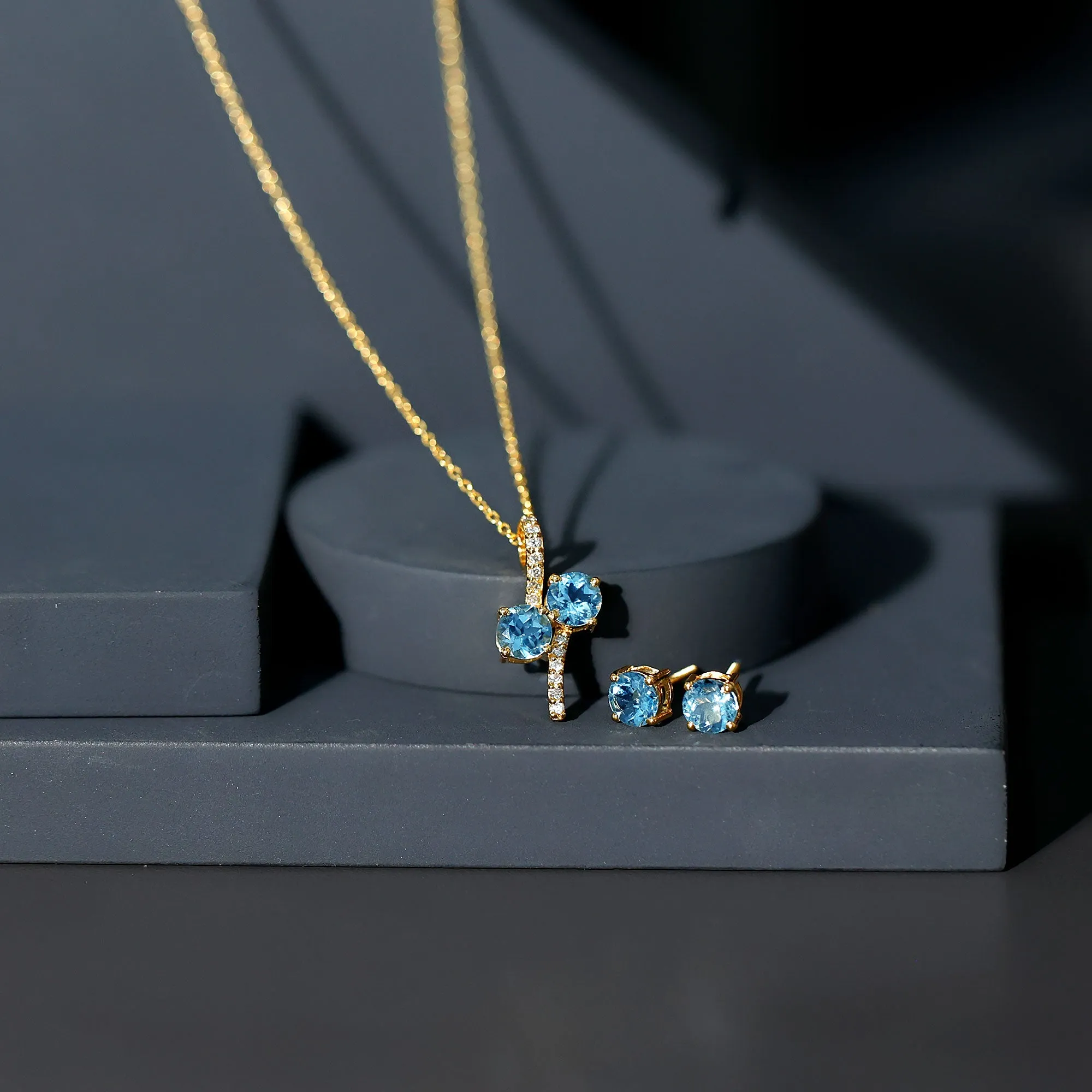 5 MM Aquamarine Minimal Jewelry Set with Diamond Accent