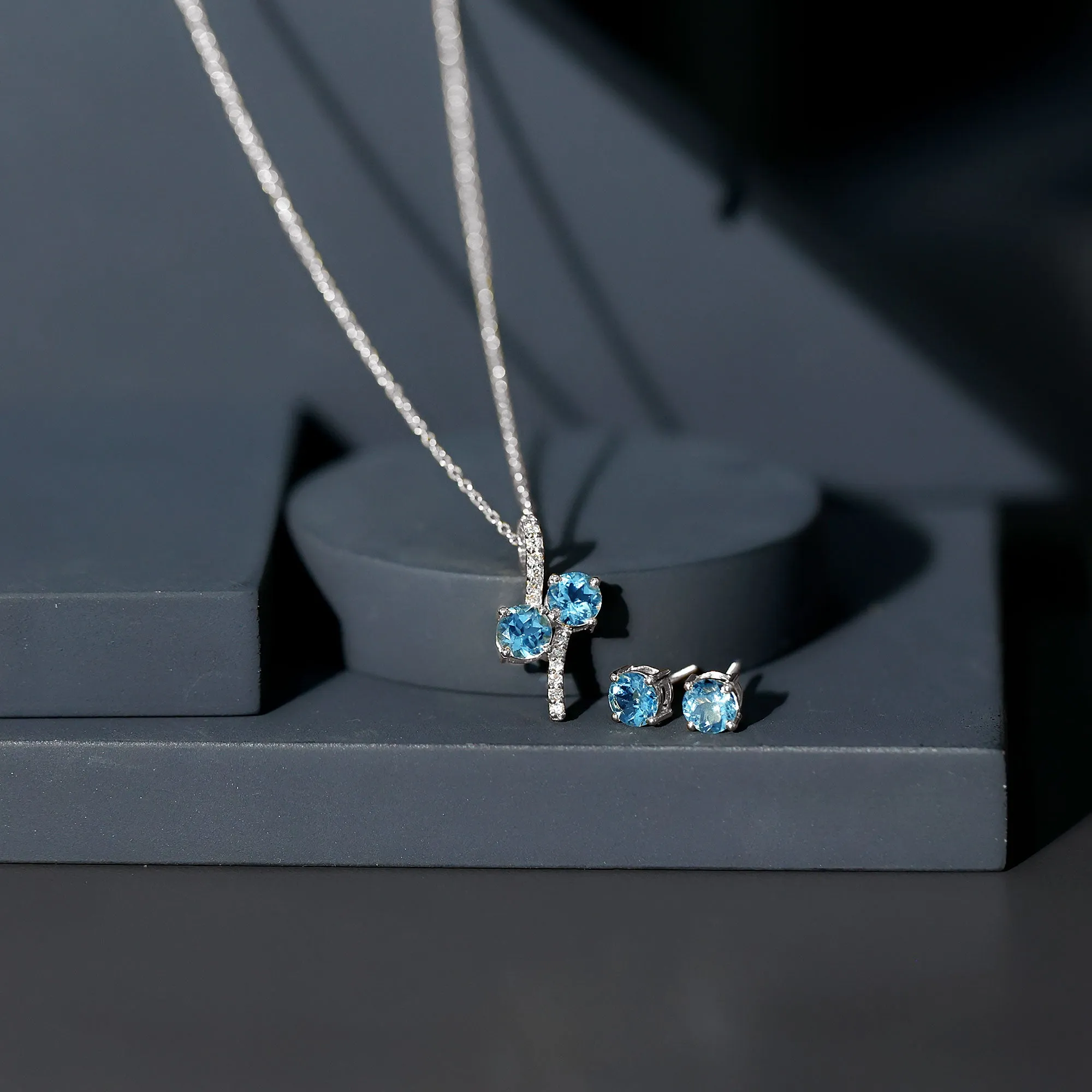 5 MM Aquamarine Minimal Jewelry Set with Diamond Accent