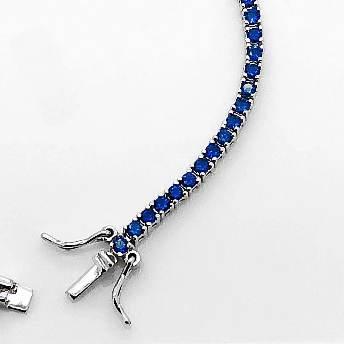 925 Sterling Silver Created Round Cut Blue Sapphire Tennis Bracelet
