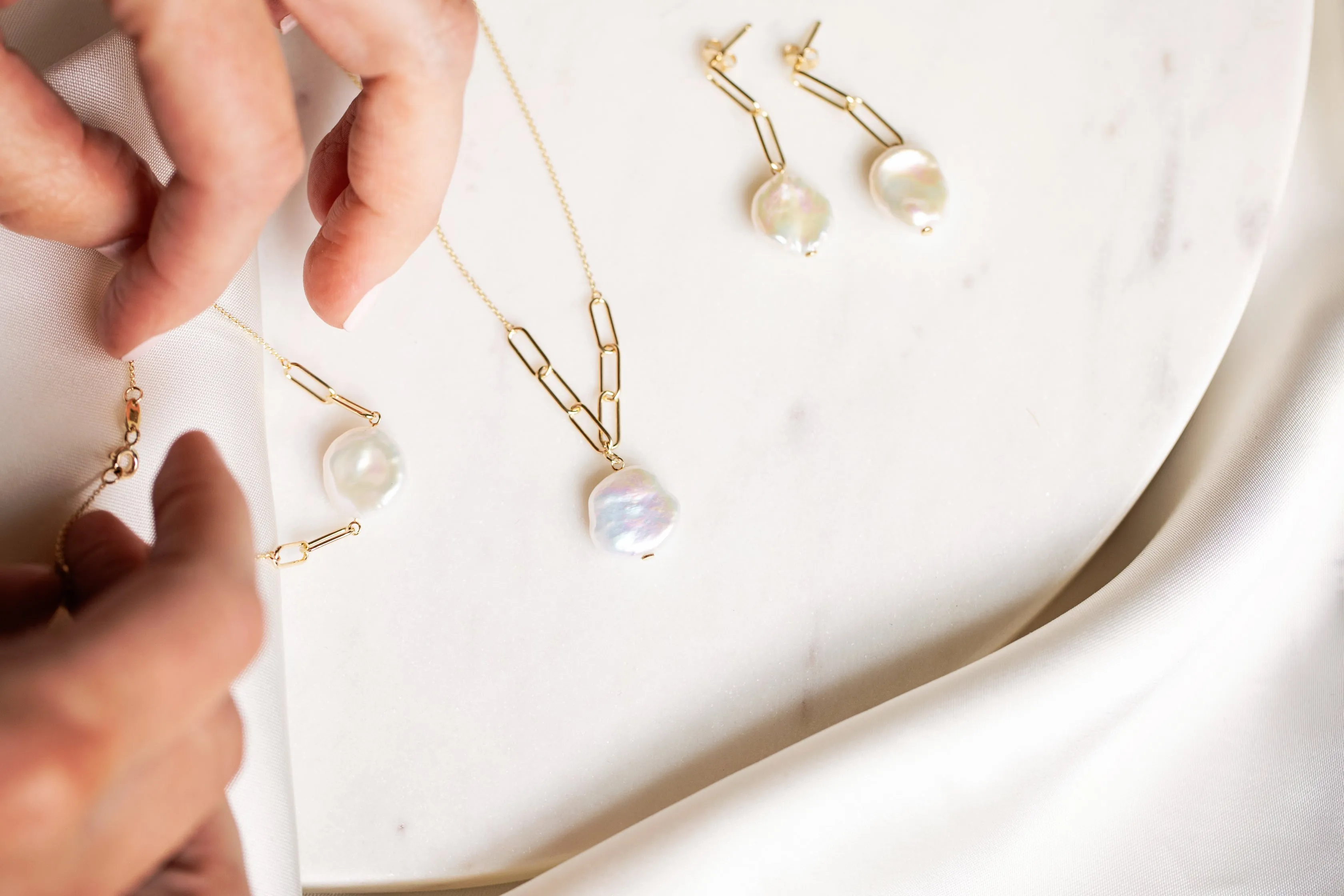 9kt Gold Single Keshi Pearl Bracelet