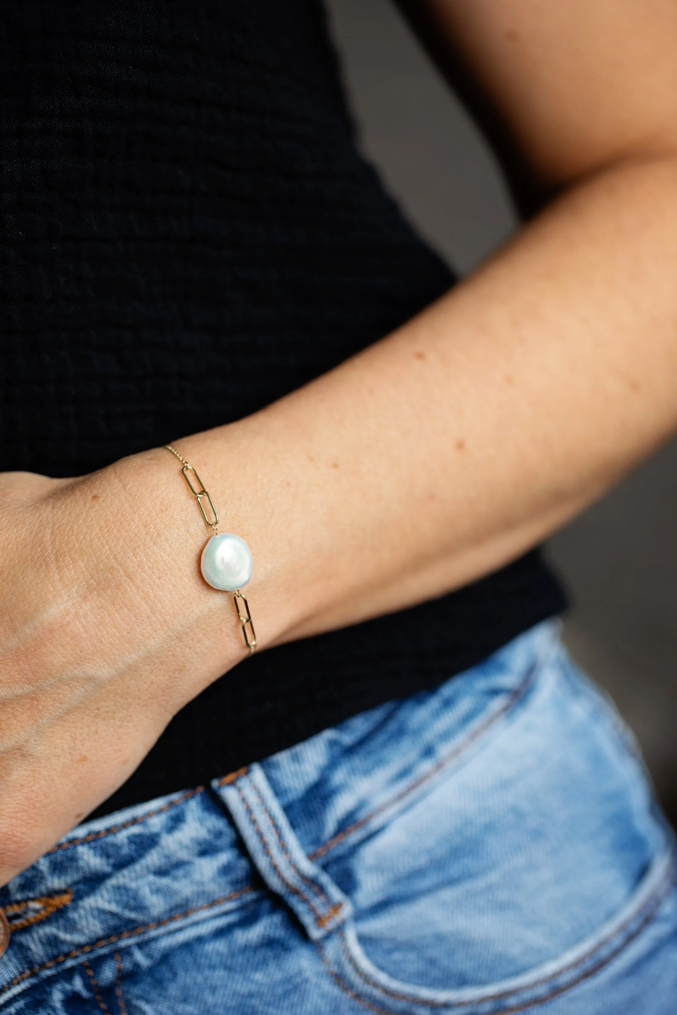 9kt Gold Single Keshi Pearl Bracelet