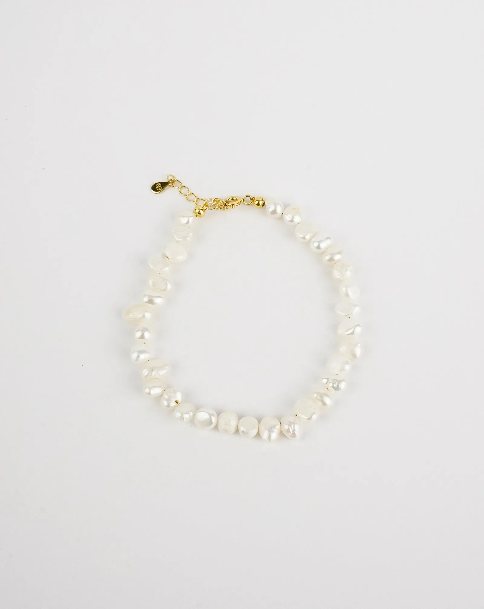 Classic Misshaped Pearl Bracelet