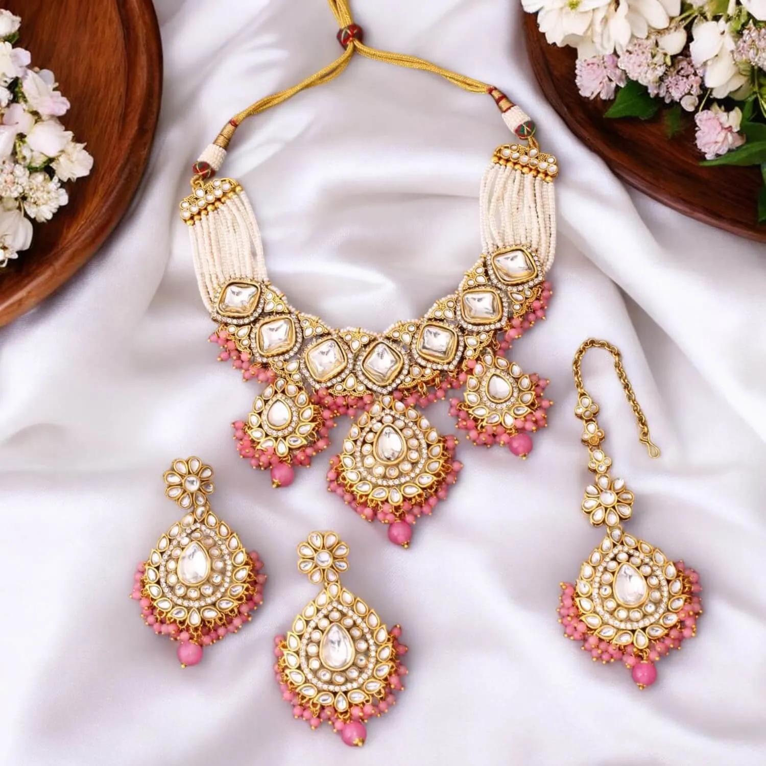 Coral Bhavya Kundan Jewellery Set