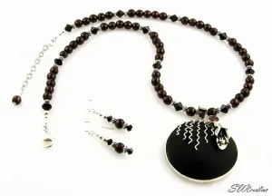 Crimson Garnet Floral Crystal Necklace Set
