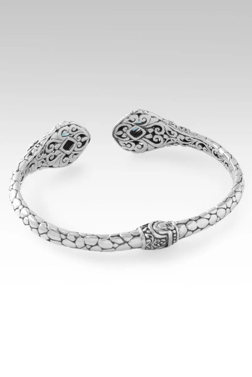 Graceful Presence Tip-to-Tip Bracelet™ in Green Lab Created Quartz