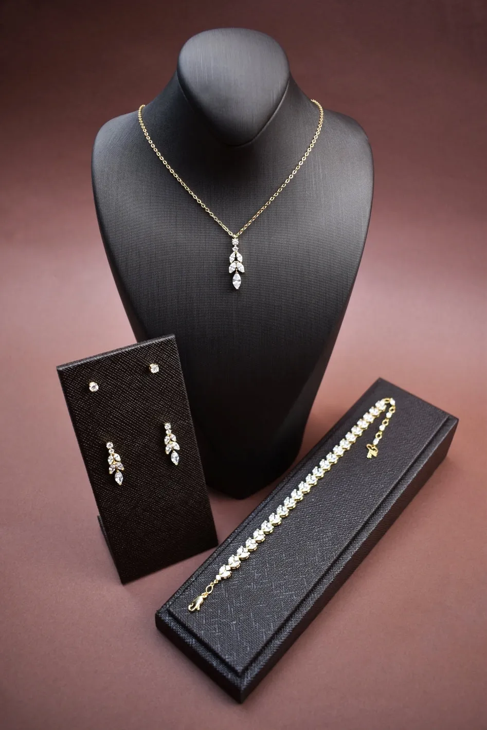 INGI Simulated Diamond Jewelry Set