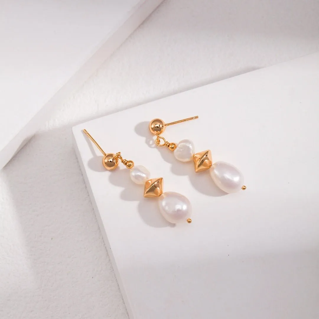 Natural Potatoes Baroque Pearl Earring