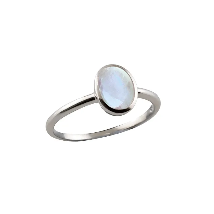 OVAL MOONSTONE RING