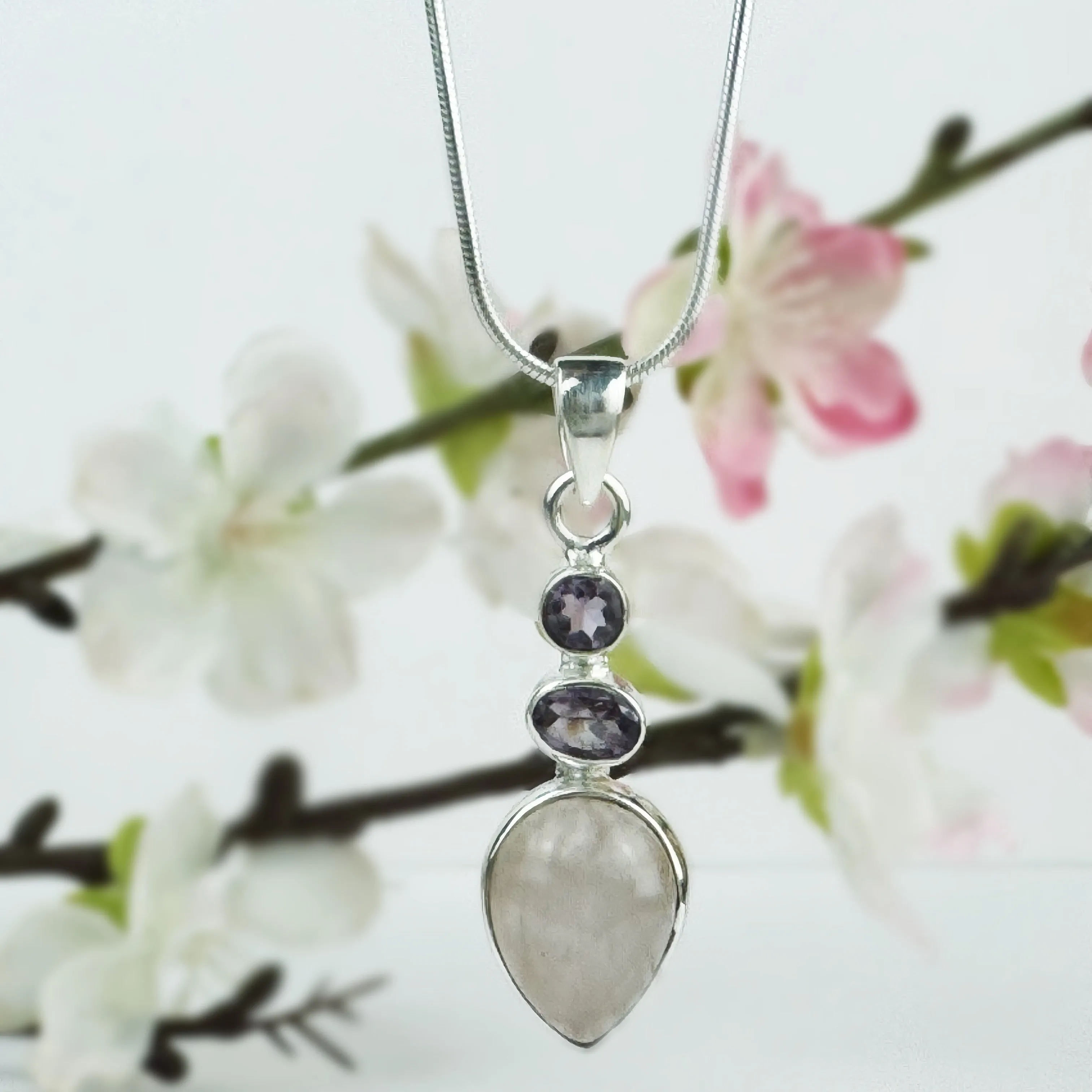 Rose Aura Pendant - VP316RQ
