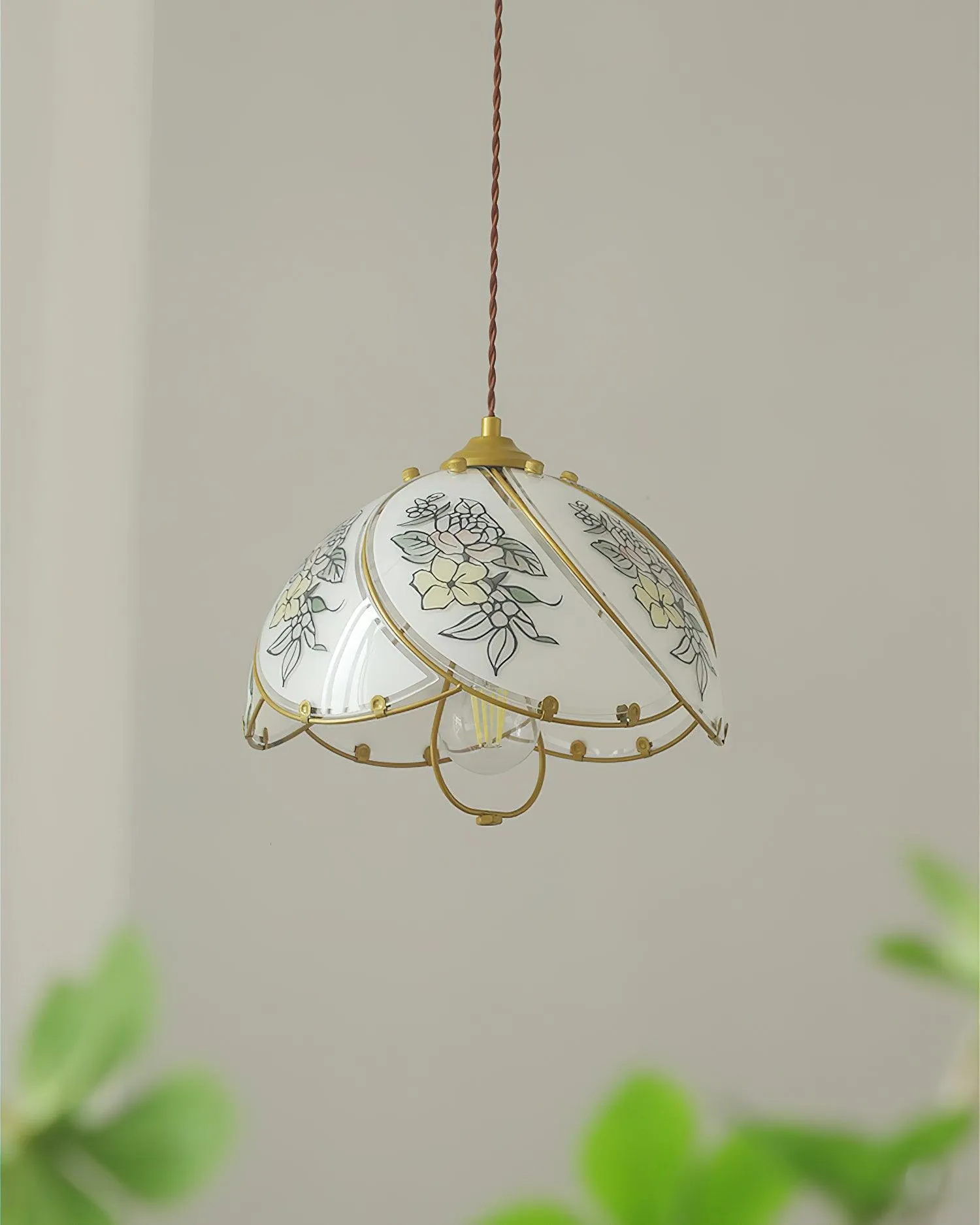 Tiffany Lily Pendant Lamp