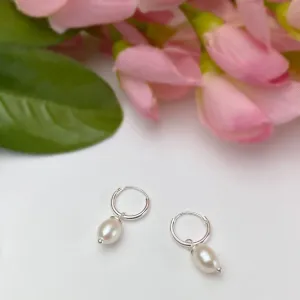 Venus Hoop Earrings - VE492